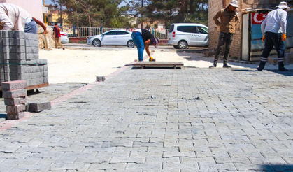 Harran’da Kış Öncesi Üstyapı Atağı: İlçe Merkezinde Parke Taşı Çalışmaları Tamamlandı