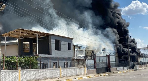 OSB’de Fabrikada Yangını; Yaralılar Var