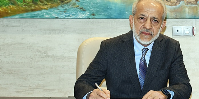 Emekli Rektör Sabri Çelik’ten Hüzünlü Veda Mesajı