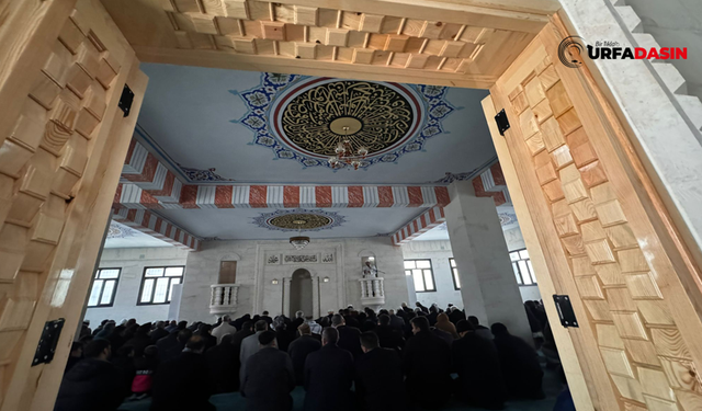 Suruç'ta, Depremin Vurduğu Cami Bir Yıl Sonra Yeniden İbadete Açıldı