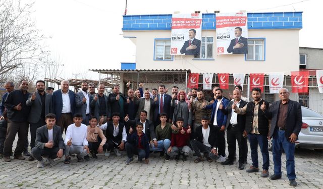 Eyyübiyeliler Mehmet Ekinci’yi Bağrına Bastı