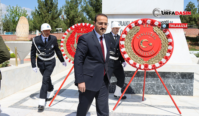 Başkanvekili Ahmet Aksoy Şehitler Anıtına Çelenk Sunma Törenine Katıldı