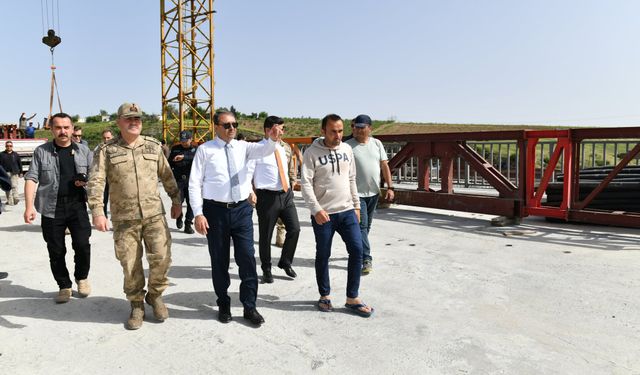 Şanlıurfa'yı Adıyaman'a Bağlayan Karababa Köprüsü'nde Sona Doğru
