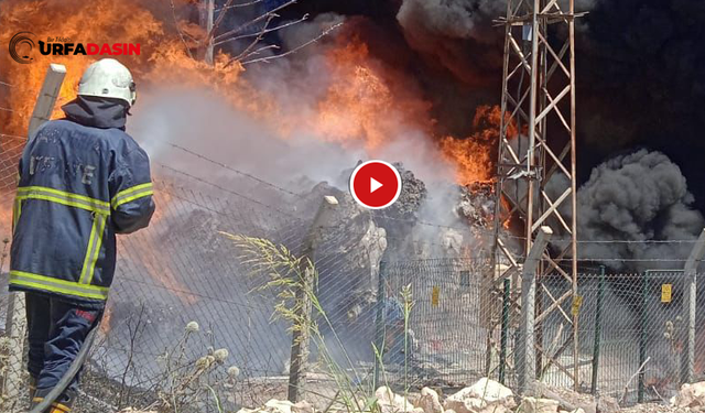 Karaköprü'de Belediyenin Geri Dönüşüm Deposunda Yangın