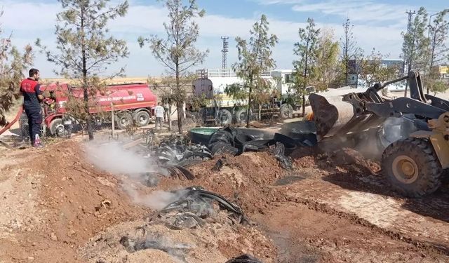 Şanlıurfa'da Boru Fabrikasında Yangın:3 İşçi Dumandan Etkilendi