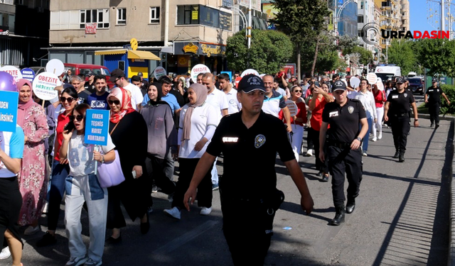 Bu Bir Protesto Ya Da Eylem Yürüyüşü Değil Bu Kez Bambaşka Bir Şey İçin Yürüdüler