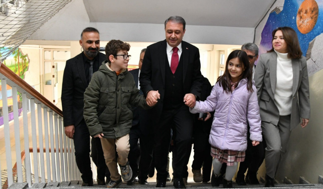 Şanlıurfa'da Yarıyıl Tatilinin Ardından İlk Ders Zili Çaldı