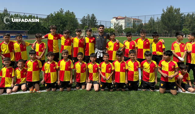 Viranşehir Göztepe Okulu, Batman’da Düzenlenen Turnuvada Şampiyon Oldu