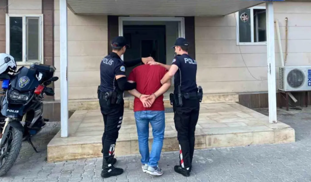 Ruhsatsız Silahla Yakalandı Cezaevine Gönderildi