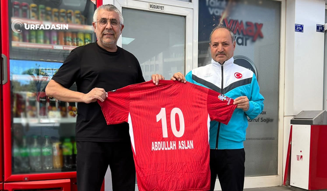 Şanlıurfa ASKF Başkan Yardımcısı Abdullah Aslan'a Jest !