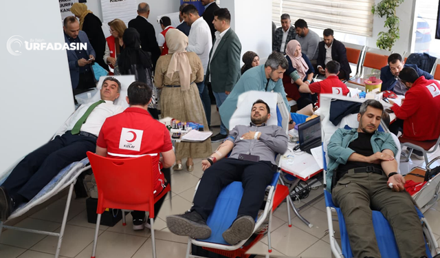 AK Parti Şanlıurfa İl Teşkilatı Kan Bağışında Bulundu