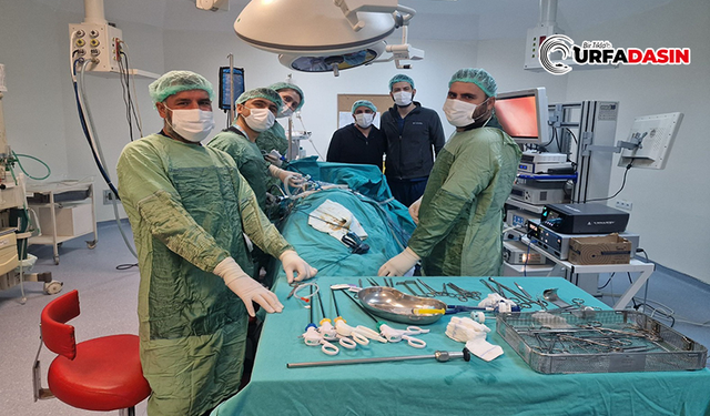 Şanlıurfa'da Böbrek Kisti Kapalı Yöntem Ameliyatla Alındı