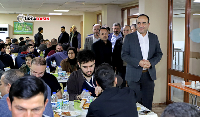 Şanlıurfa Sağlık Müdürü Berk, Sağlık Çalışanlarıyla İftarda Bir Araya Geldi