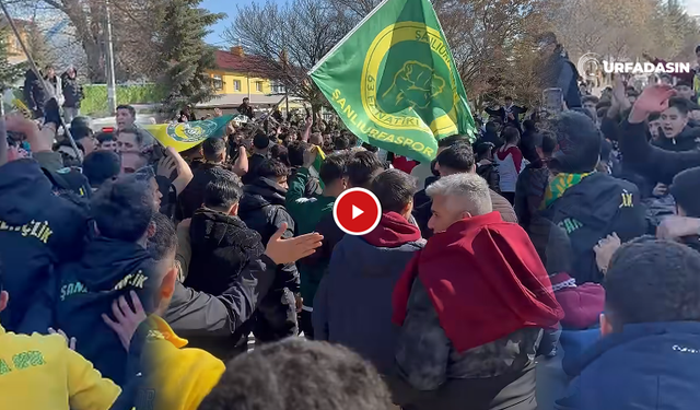 Şanlıurfaspor İle Elazığspor Taraftarlarının Tribün Dersi!