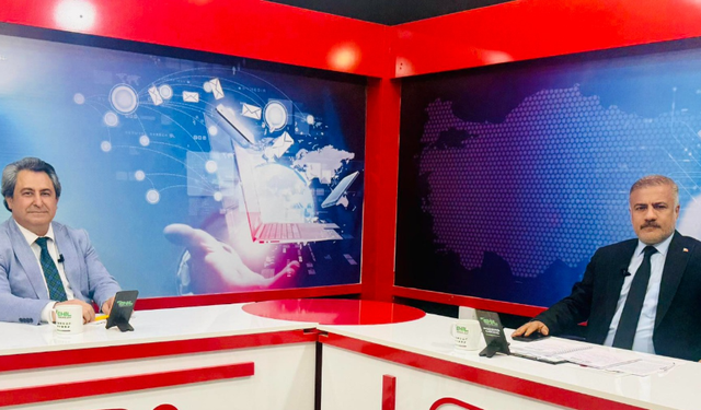 Akademisyenler Sırça Saraylarından, Konfor Alanlarından Çıkıp Toplumla Buluşmalı