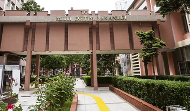 MEB, İzinsiz Faaliyet Gösteren Özel Öğretim Kurumlarına Karşı Velileri Uyardı