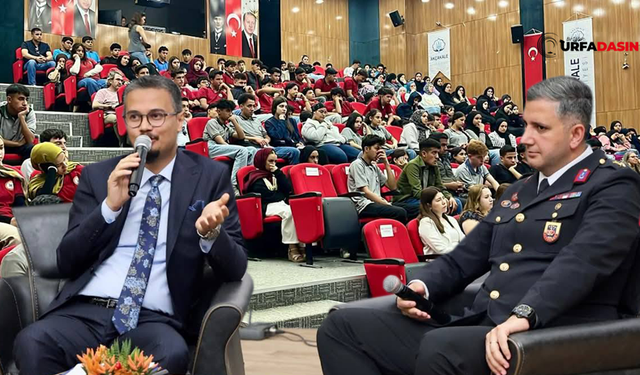 Akçakale’de “1 Meslek 1 Hikâye” Programı Gençlerle Buluştu