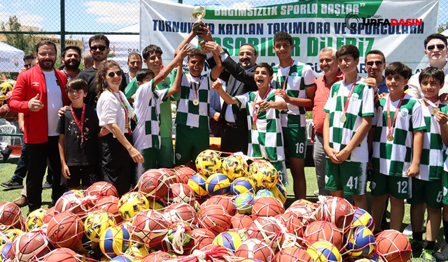 Şanlıurfa'da “Bağımsızlık Sporla Başlar” Futbol Turnuvası Sona Erdi