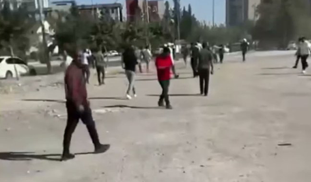 Şanlıurfa Adliyesi Önünde Kavga