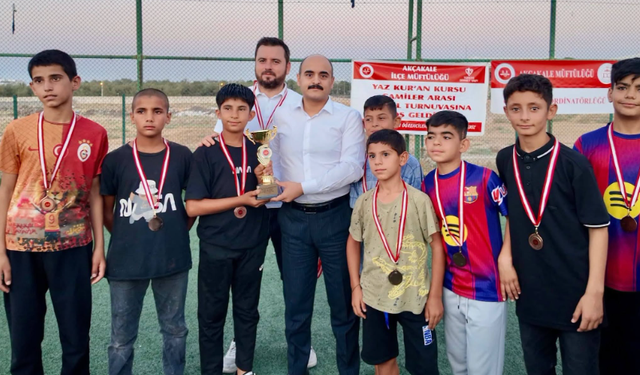 Şanlıurfa Akçakale'de Yaz Kur’an Kursları Futbol Turnuvasıyla Sona Erdi