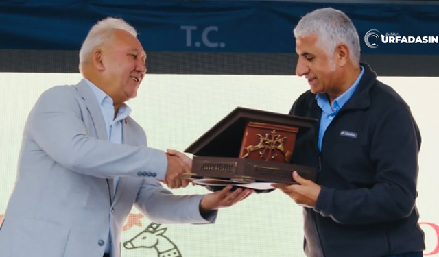 Sedat Benek'in Endülüs Belgeseline Bir Ödül de Ankara'dan Geldi