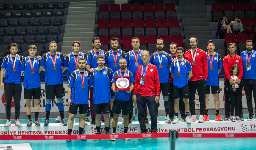 DEPSAŞ Enerji Spor Kulübü Hentbol Takımı Dörtlü Finalden Üçüncülükle Döndü