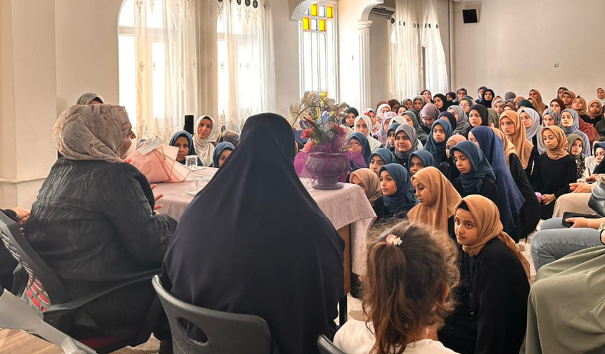 Gazi Şefkatlioğlu, Şanlıurfa'da Adının Verildiği Kur'an Kursunda Öğrencilerle Buluştu