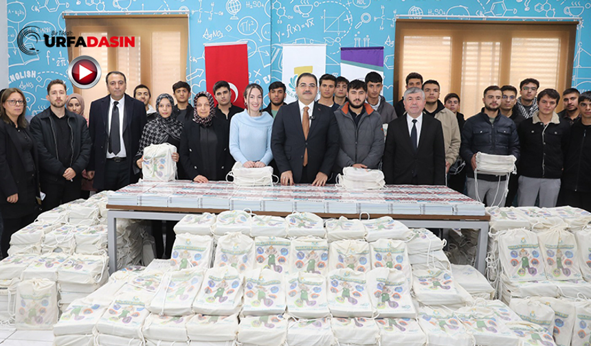 Başkan Canpolat’tan Üniversite Sınavına Hazırlanan Öğrencilere Kitap Desteği