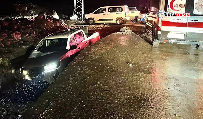 Şanlıurfa'da Kamyonet Şarampole Devrildi: 3 Yaralı