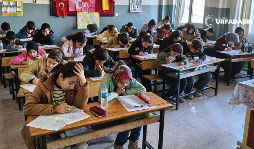 Şanlıurfa Viranşehir'de Umre Ödüllü Sınava Yoğun Katılım