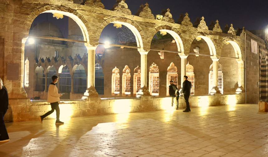 Balıklıgöl Aydınlatması Tamamlanıyor