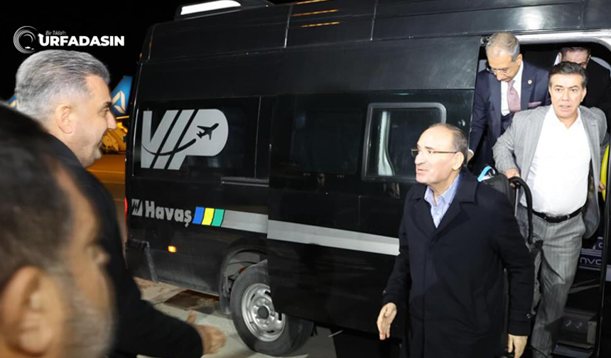 AK Parti'nin Şanlıurfa Kaptanı ve Abisi Bekir Bozdağ Vefa İftarına Katılmak İçin Urfa'ya Geldi