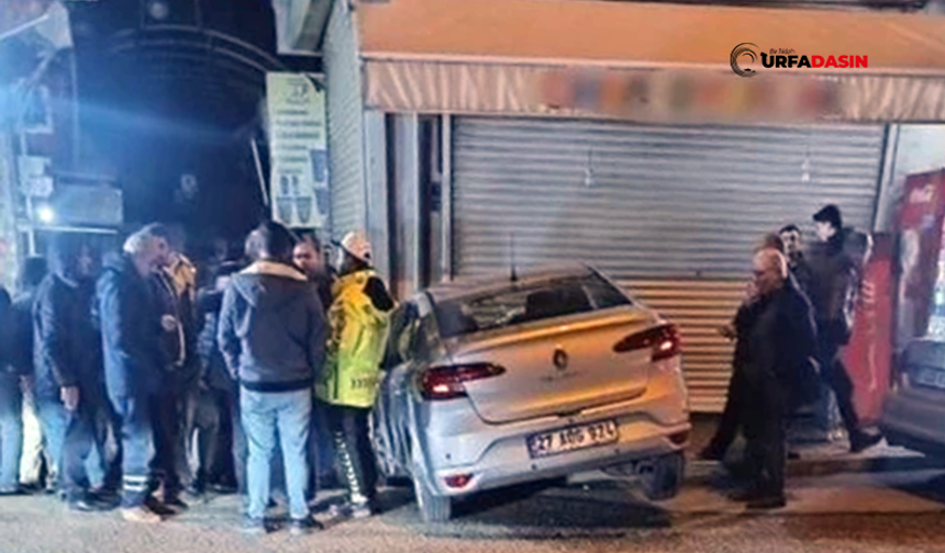 Şanlıurfa'da Kontrolden Çıkan Otomobil İşyerine Çarptı
