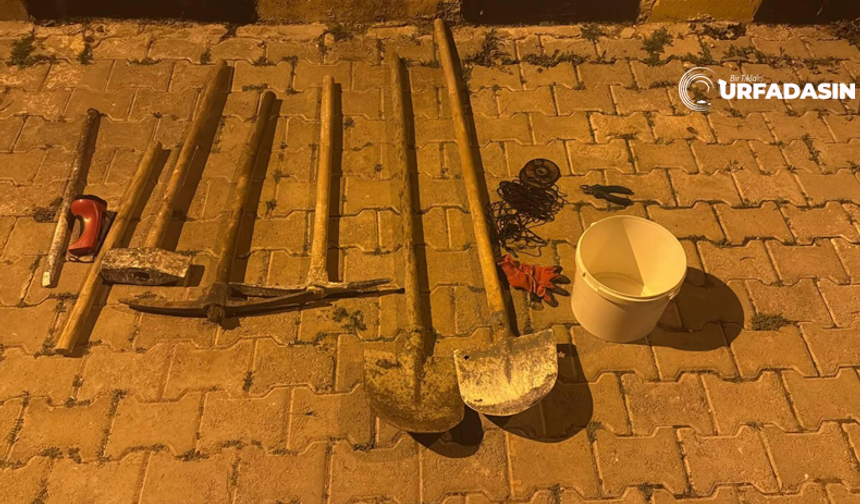 Şanlıurfa Harran'da 5 Defineci Kazma Kürekleriyle Suçüstü Yakalandı