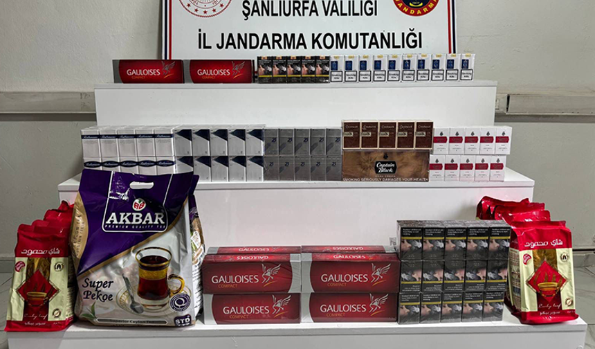 Şanlıurfa'da Kaçak Binlerce Paket Sigara ve Çay Ele Geçirildi