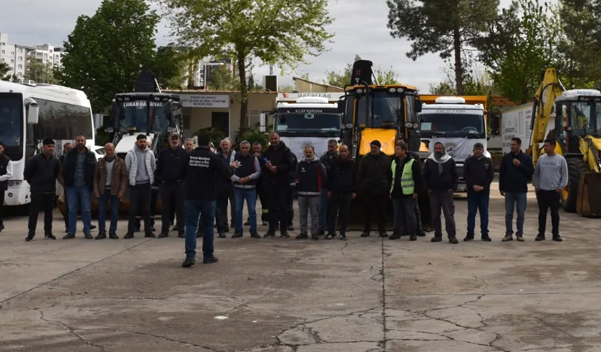 Siverek Belediyesi Viranşehir İçin Seferber Oldu