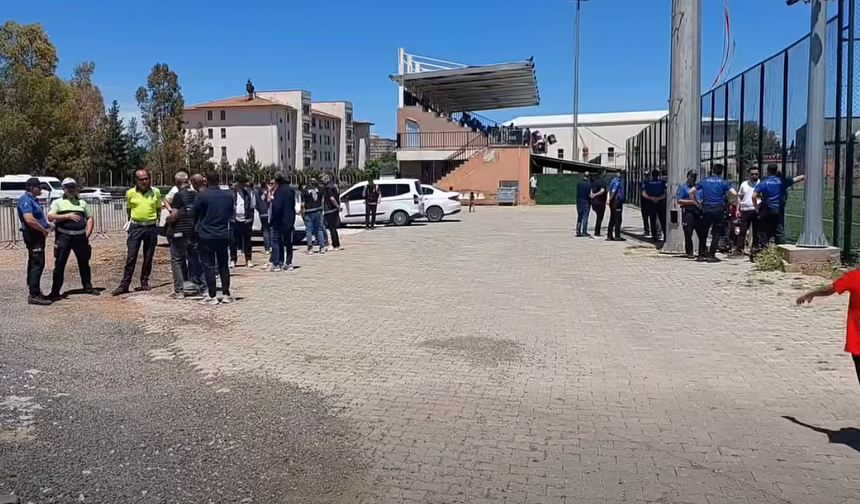 Şanlıurfa'da Siverek Viranşehir Derbisinde Yoğun Güvenlik Önlemi