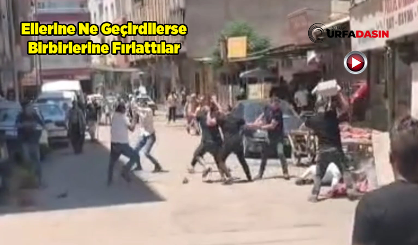 Şanlıurfa'da İki Grup Arasındaki Taşlı Sopalı Kavga Kameraya Yansıdı