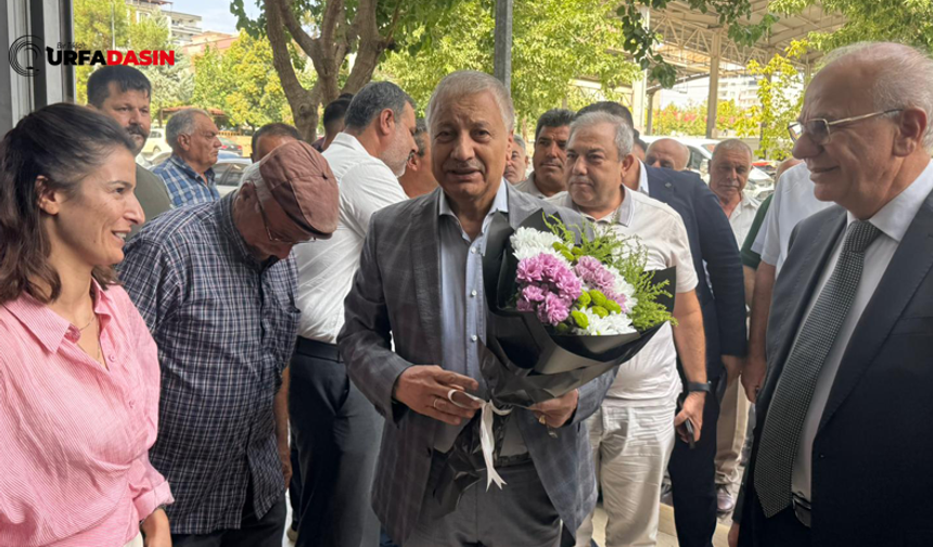 Pınarbaşı, AK Parti Halfeti Teşkilatı Tarafından İlçeye Özgü Güllerle Karşılandı