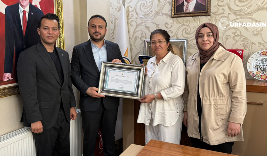 Mustafa Bağmancı'dan Vildan Polat'ı Duygulandıran Vefa Ziyareti