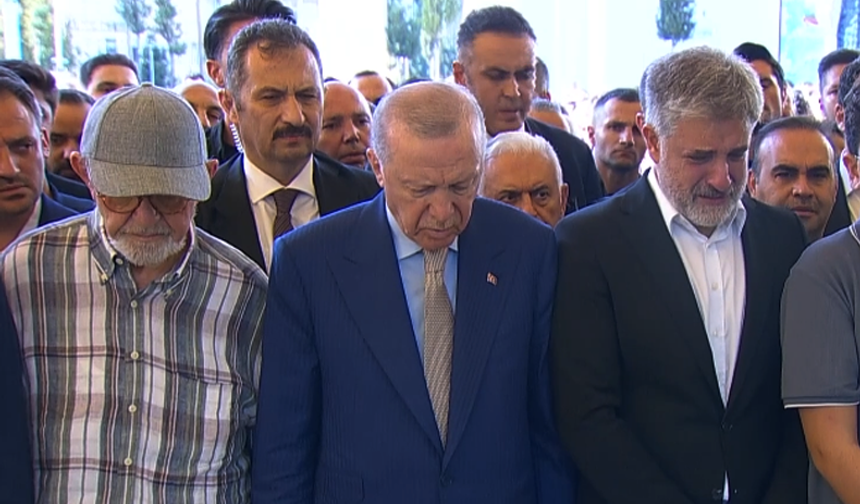 Cumhurbaşkanı Erdoğan Cenazeye Katıldı, Milletvekili Önen'in Kızı Toprağa Verildi