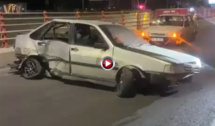 Şanlıurfa'da Aydınlatma Direğine Çarpan Otomobilin Sürücüsü Yaralandı