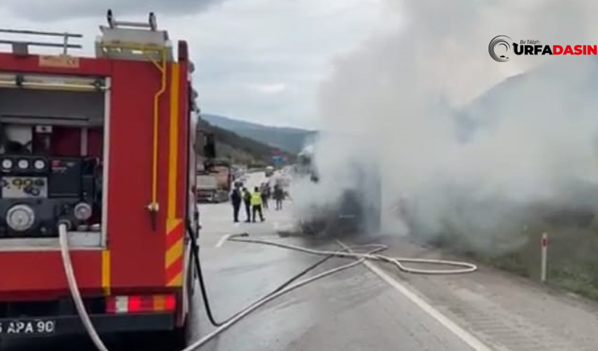 Şanlıurfa-Samsun Seferini Yapan Yolcu Otobüsünde Yangın