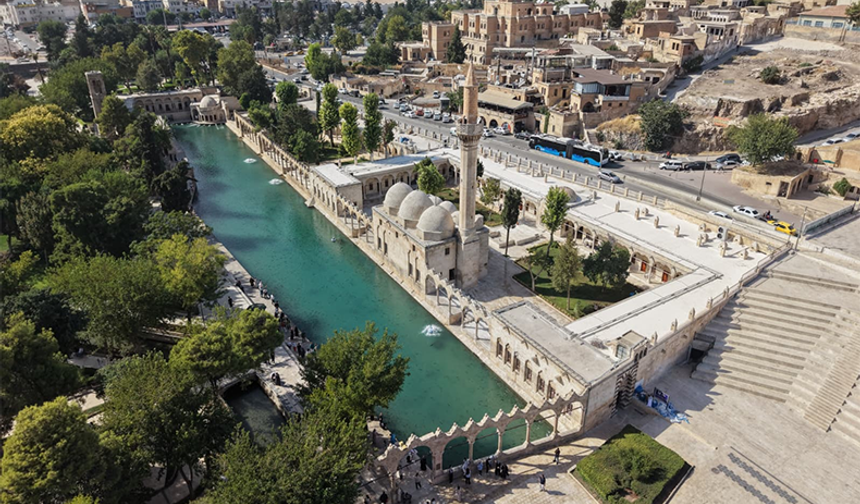 Şanlıurfa’nın Mirasına Sahip Çıkan Yeni Projeler Hayata Geçiriliyor