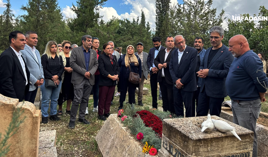 Bekir Coşkun, 'Onuncu Köy'de Mezarı Başında Anıldı