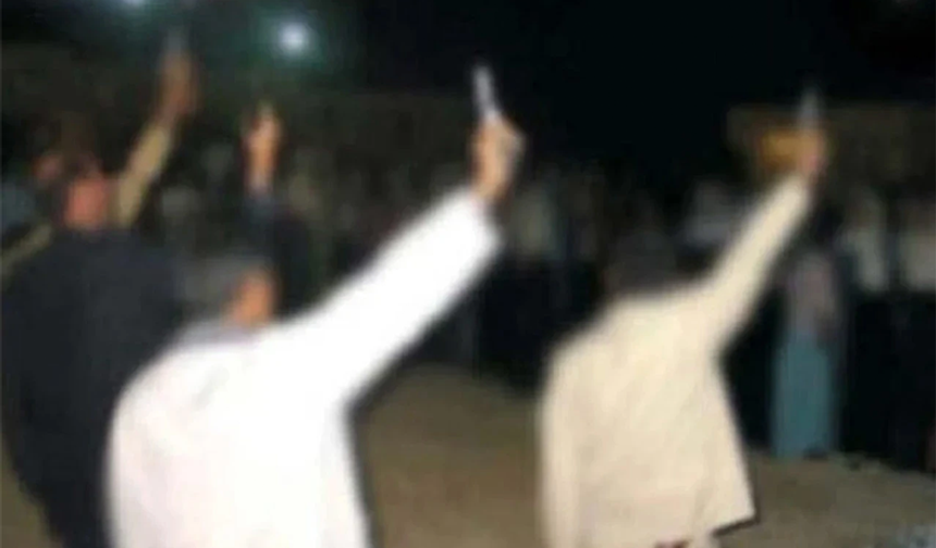 Şanlıurfa'da Düğünde Silahla Havaya Ateş Açan 2 Kişi Tutuklandı