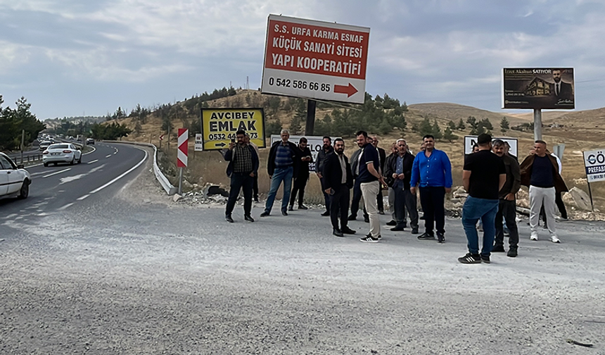 Şanlıurfa'da Esnaf, Kazaların Yaşandığı Bölgeye Kavşak Yapılmasını İstiyor