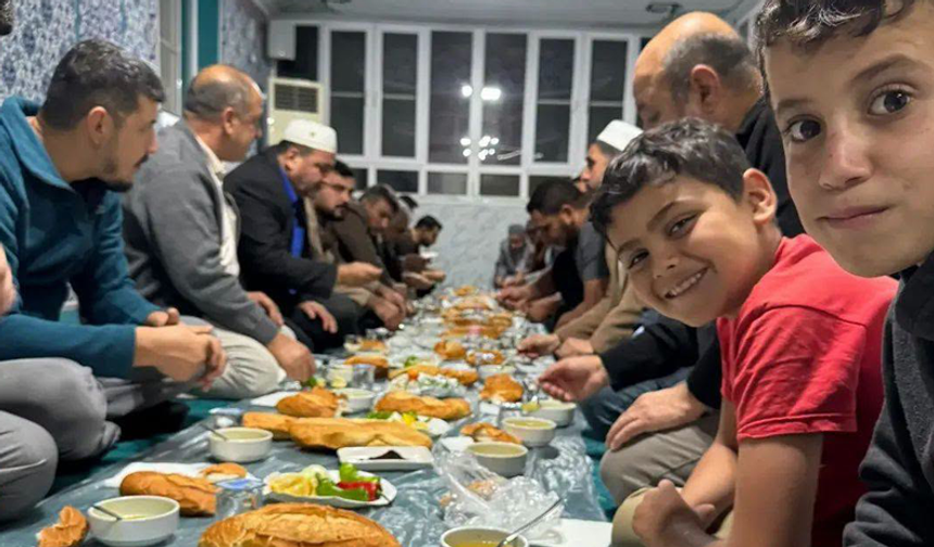 Akçakale’de Sabah Namazı Buluşması Gerçekleştirildi