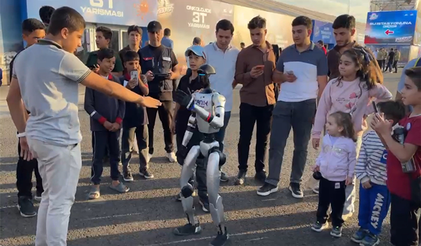 Şanlıurfa’da TEKNOFEST Heyecanı İkinci Gün Etkinlikleriyle Devam Ediyor