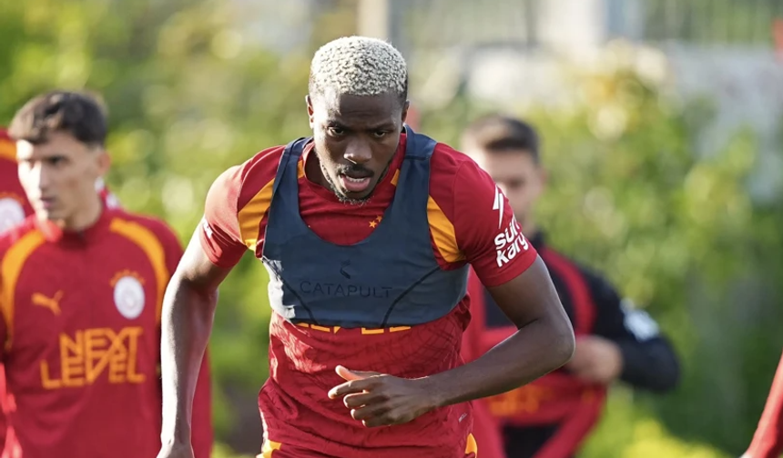 Victor Osimhen Geri Döndü